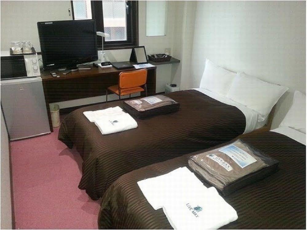 Hotel Livemax Kitafuchu Bagian luar foto